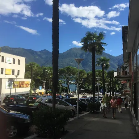 Casa-doya In Centro Muralto