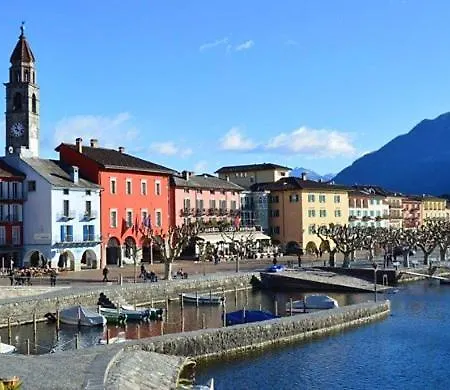 Casa-doya In Centro Muralto